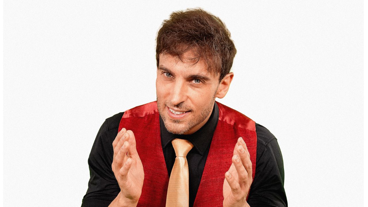 Léo Lis se apresenta em Manaus