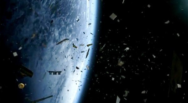 Lixo-espacial-Imagem-SpaceJunk3DYouTube-Reproducao