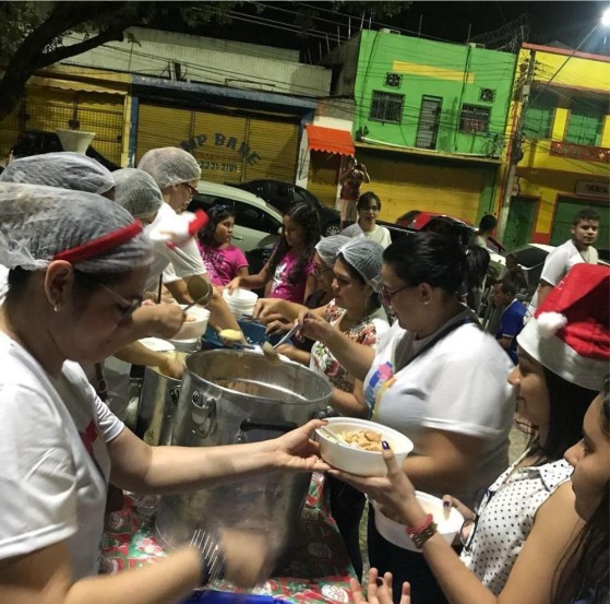 Torcida do Taubaté comemora vitória do time com 'parkour' que virou meme