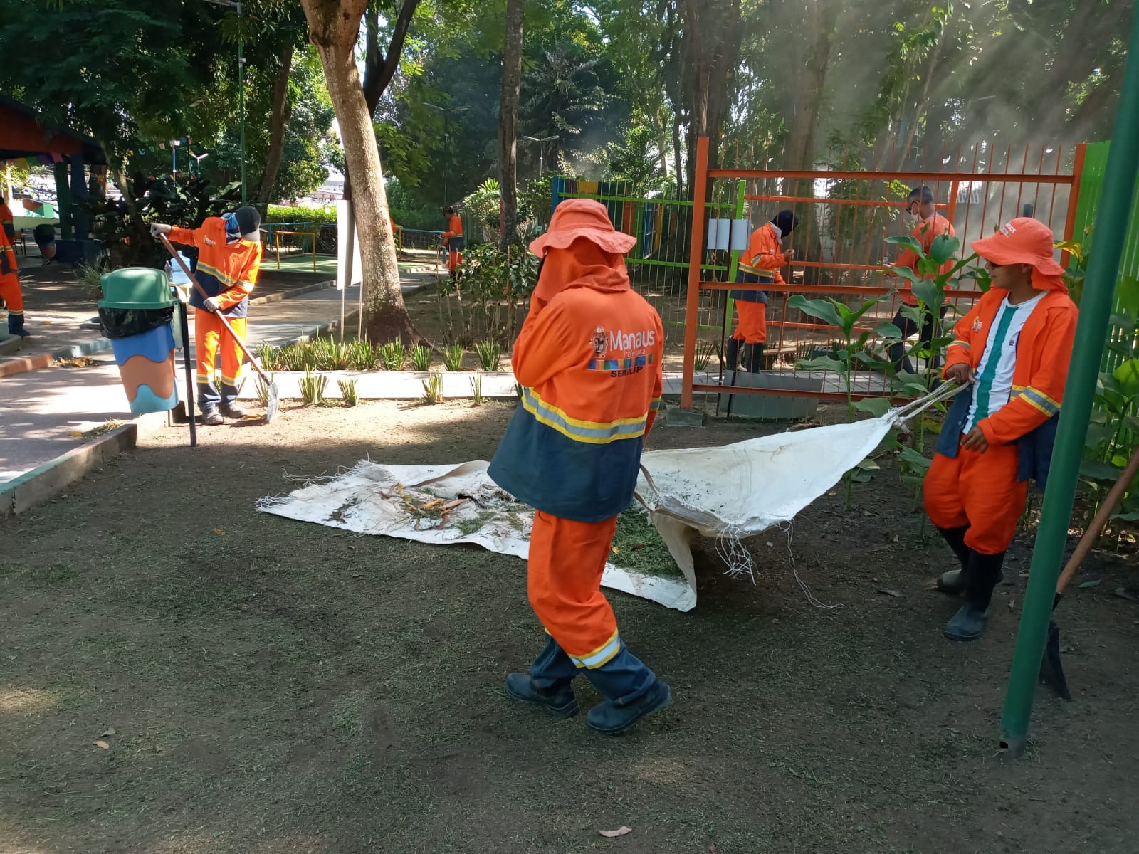 Limpeza Parque da Criança (4)(1)