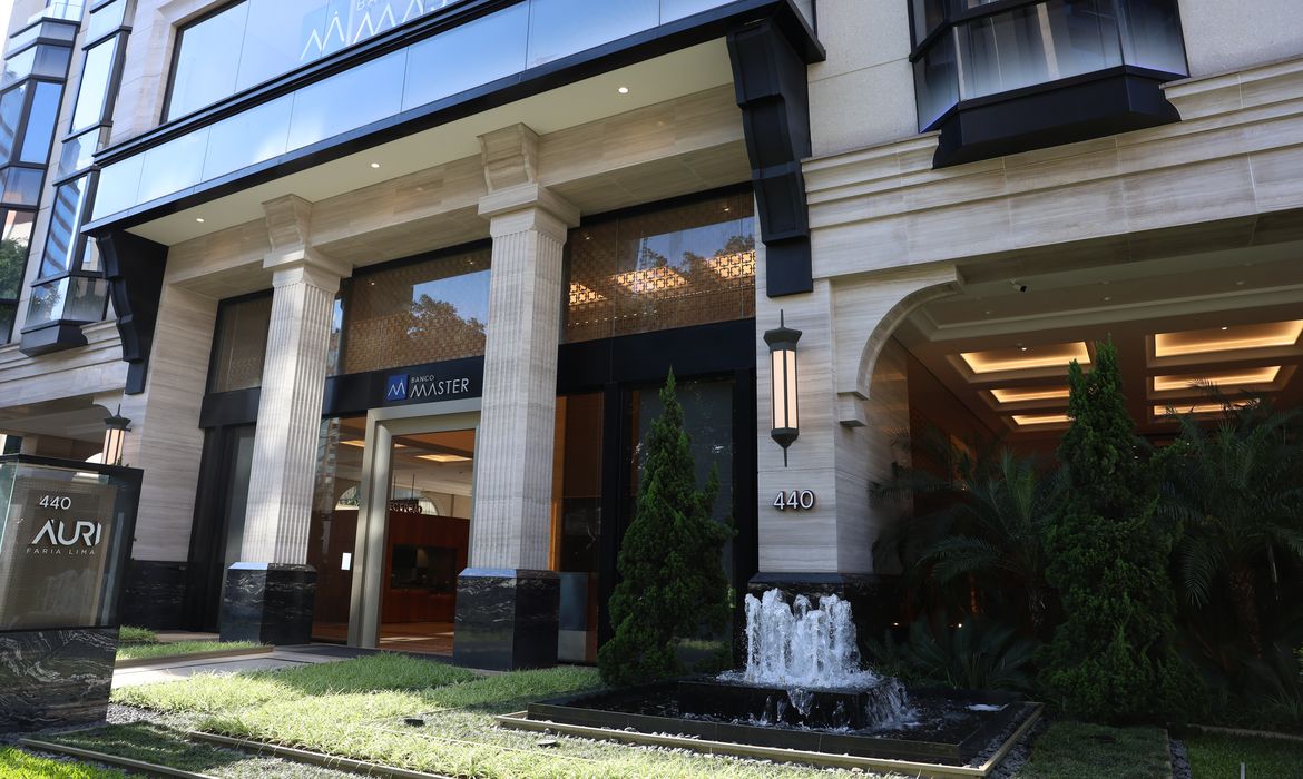 Justiça do Rio determina bloqueio de contas do Banco Master 1 0g0a6420