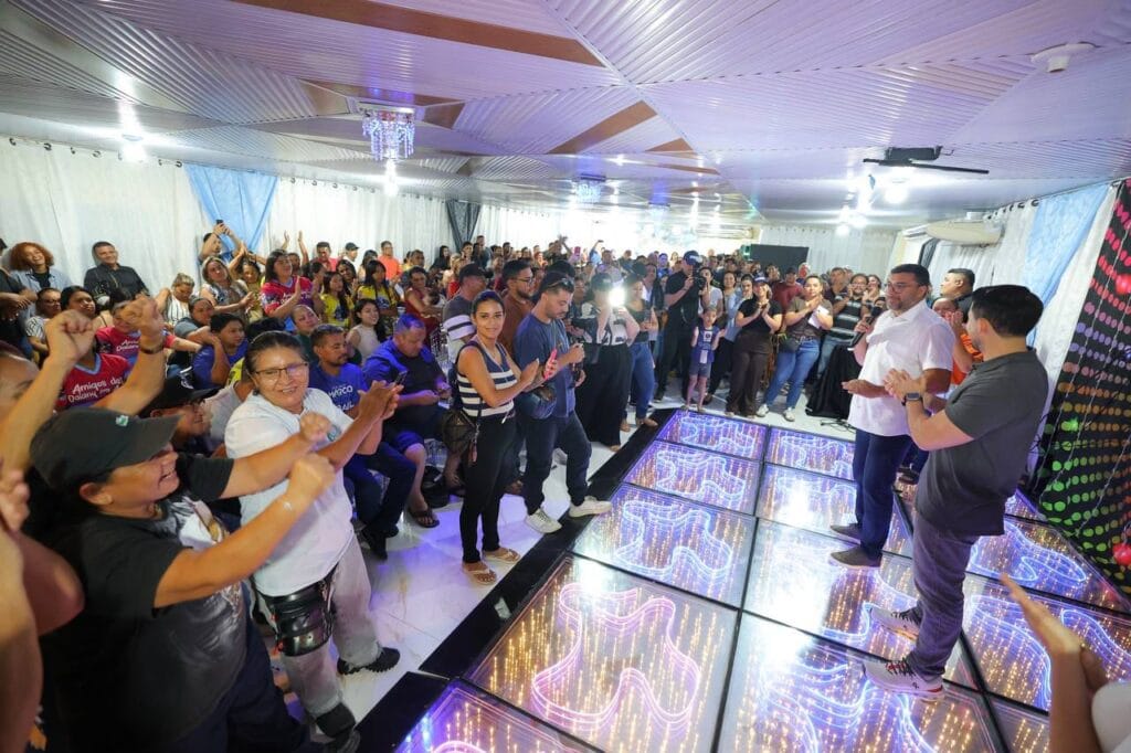 Wilson Lima reforça compromisso com a área social durante visita ao Instituto Ebenézer na zona leste de Manaus 3 1001190001
