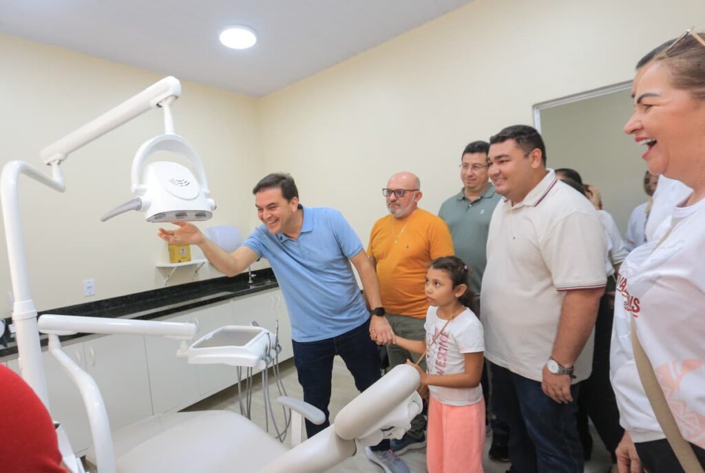 Prefeito de Parintins entrega a 49ª obra, a nova UBS Aldrin Verçosa com ultrassom e odontologia moderna 3 Pedro Coelho 2