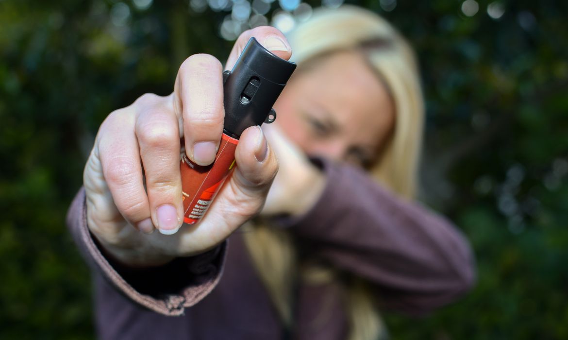 Spray de pimenta para mulher é medida paliativa, diz promotora 1 adobestock 121143072