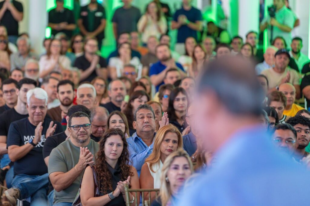 Em lançamento da pré-candidatura de Matheus Garcia, Omar Aziz fala sobre a importância de obras estruturantes para o futuro do Amazonas 2 img 20260718 wa02585471306770071519142