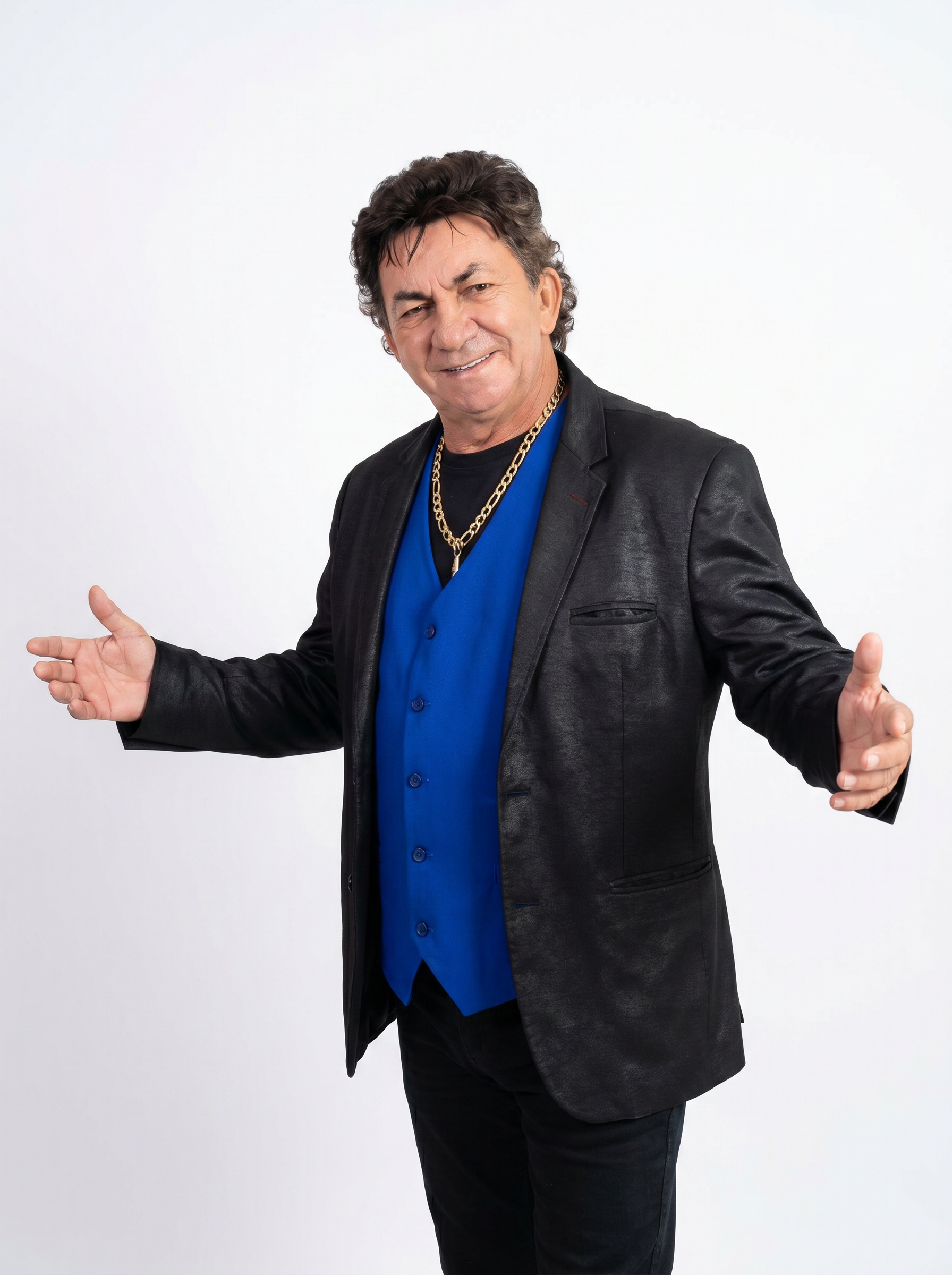 magnific_brazilian-male-singer-sta_WMNRvVocXe