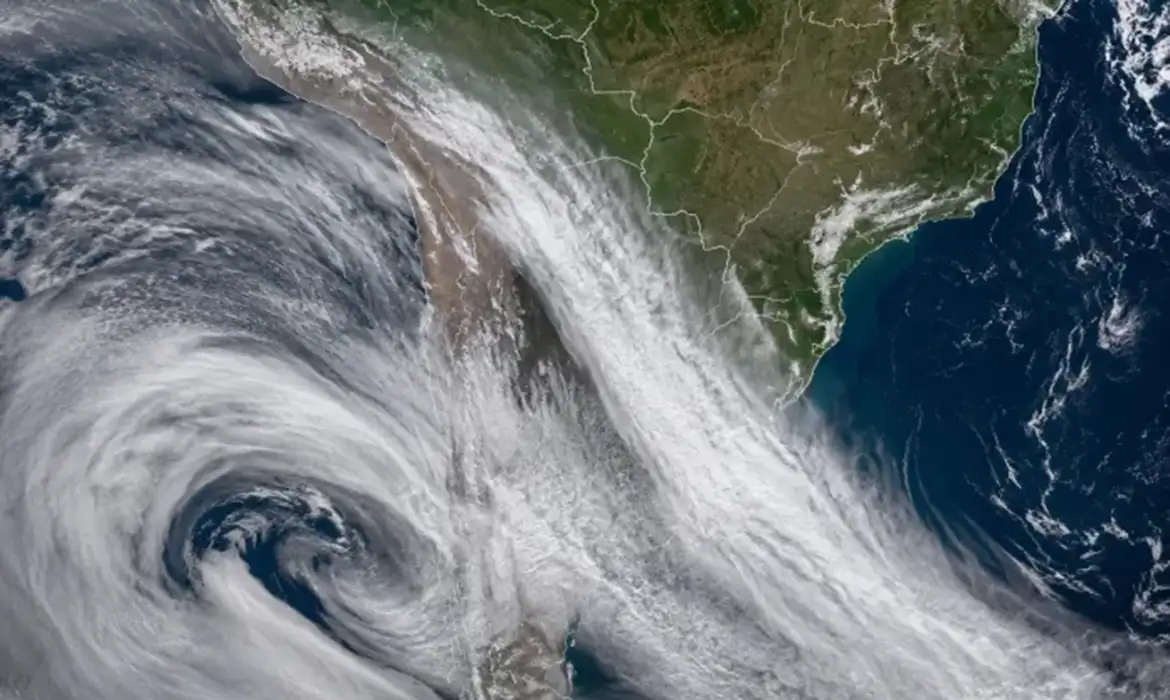 Brasil não será afetado por rio atmosférico que atinge o Chile 1 rio atmosferico