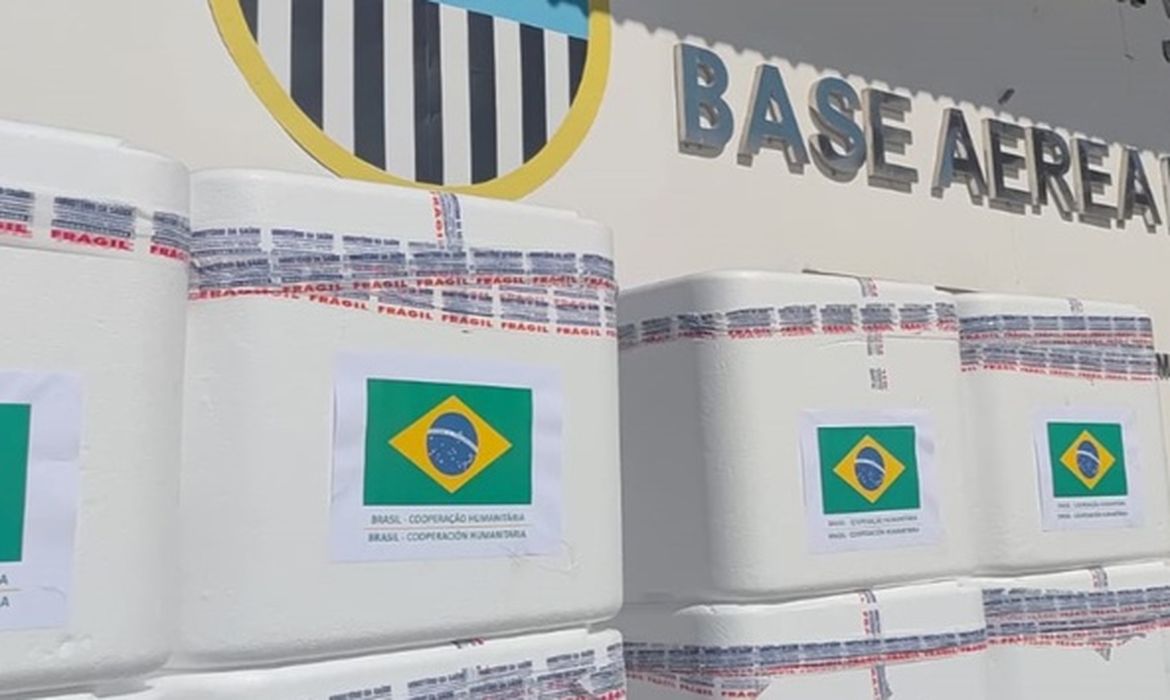 Brasil envia 690 mil doses de vacinas em ajuda à Venezuela 1 vacinas para venezuela