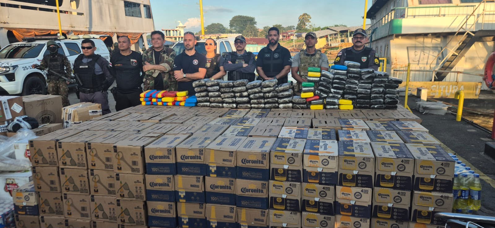 Mais de 110 kg de drogas escondidos em pneus e sofá são apreendidos em barco no interior do AM 1 whatsapp image 2026 07 20 at 08.10.32