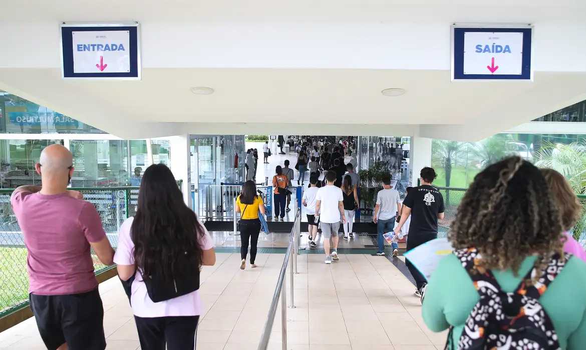 Fies do 2º semestre abre inscrições nesta terça-feira; veja prazos e novas regras econômicas 1 © Valter Campanato Agencia Brasil