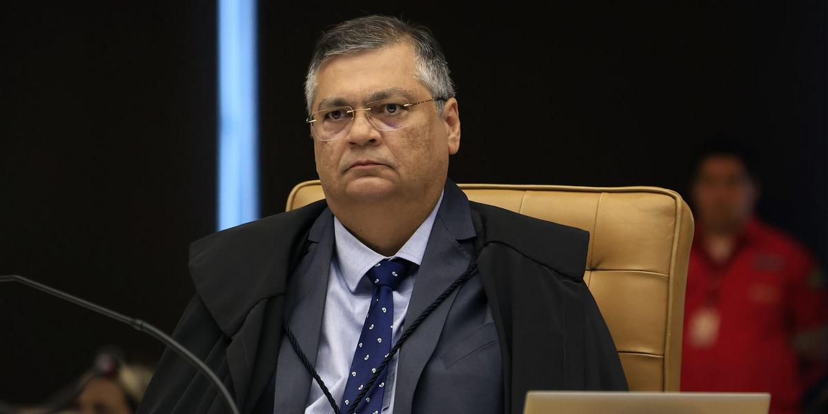 Flávio Dino autoriza abertura de novo inquérito da PF contra Lulinha 1 53559840271 88b25d2602 o