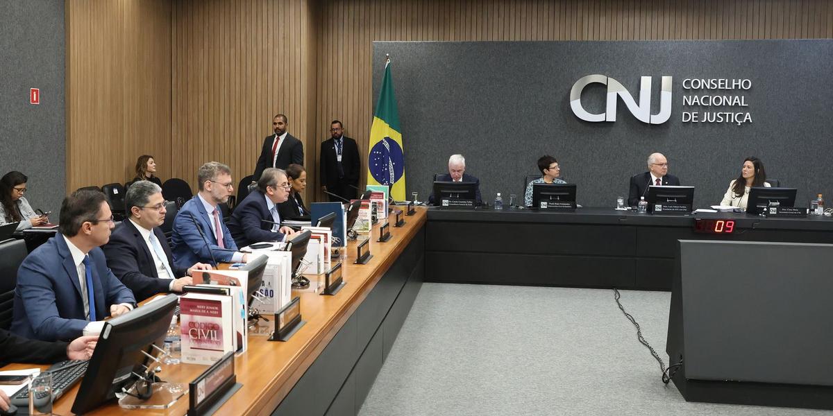 CNJ decide afastar juíza Gabriela Hardt da magistratura por dois anos 1 55293863837 fa081295c8 o