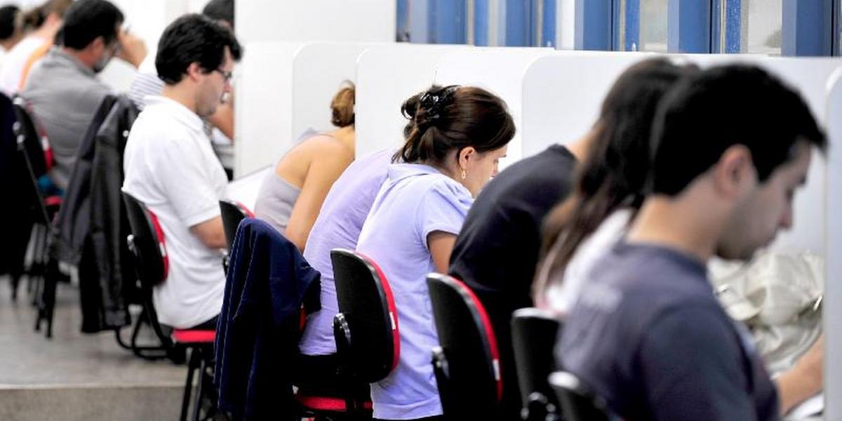 Prazo final: Inscrições para exame de proficiência em português encerram nesta quinta 1 cursinhos preparatorios para concursos