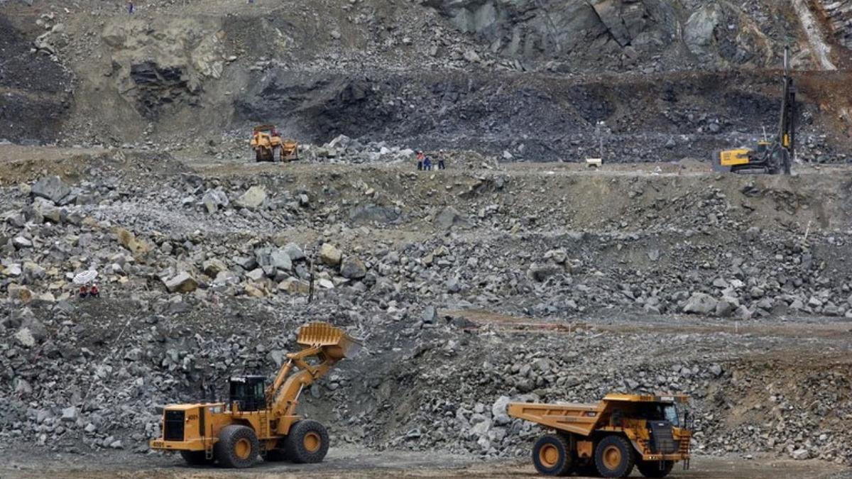 Riquezas ocultas: O paradoxo da mineração no Amazonas e os desafios para o futuro 1 design sem nome 12