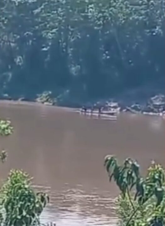 Indígenas de recente contato são vistos em rio perto de cidade no AM; especialistas alertam para evitar proximidade 1 design sem nome 47 e1786622655434