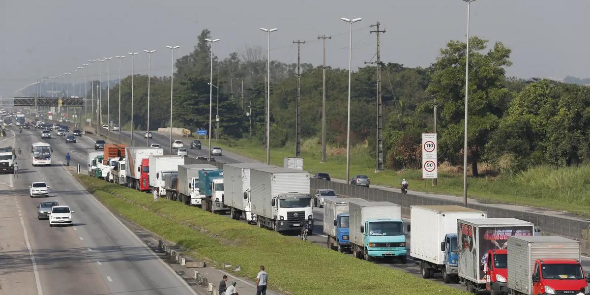 Nova Lei do Frete: Pagamento mínimo para caminhoneiros agora é obrigatório 1 df tnrgo abr2505182892