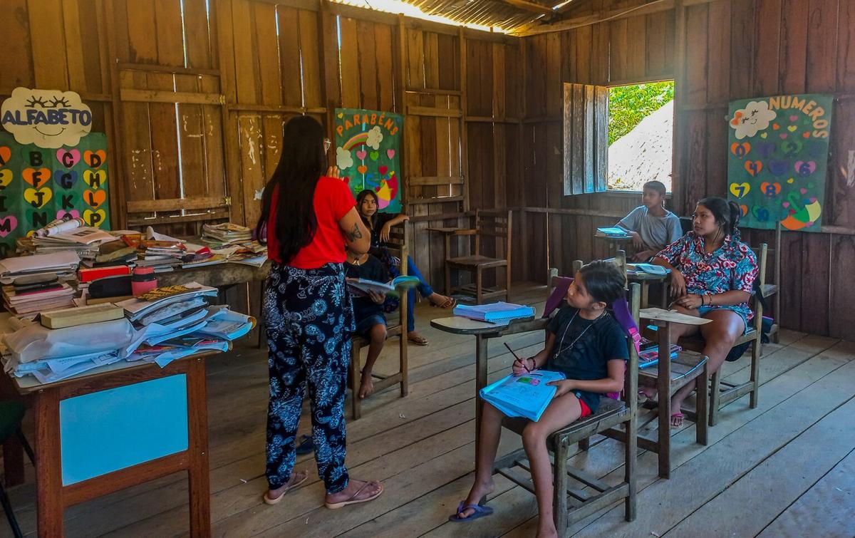 MPF exige ações urgentes de Apuí para garantir aulas e merenda em comunidades indígenas 1 ecola indigena bahu foto pure juma amazonia real 1b 1536x966 1