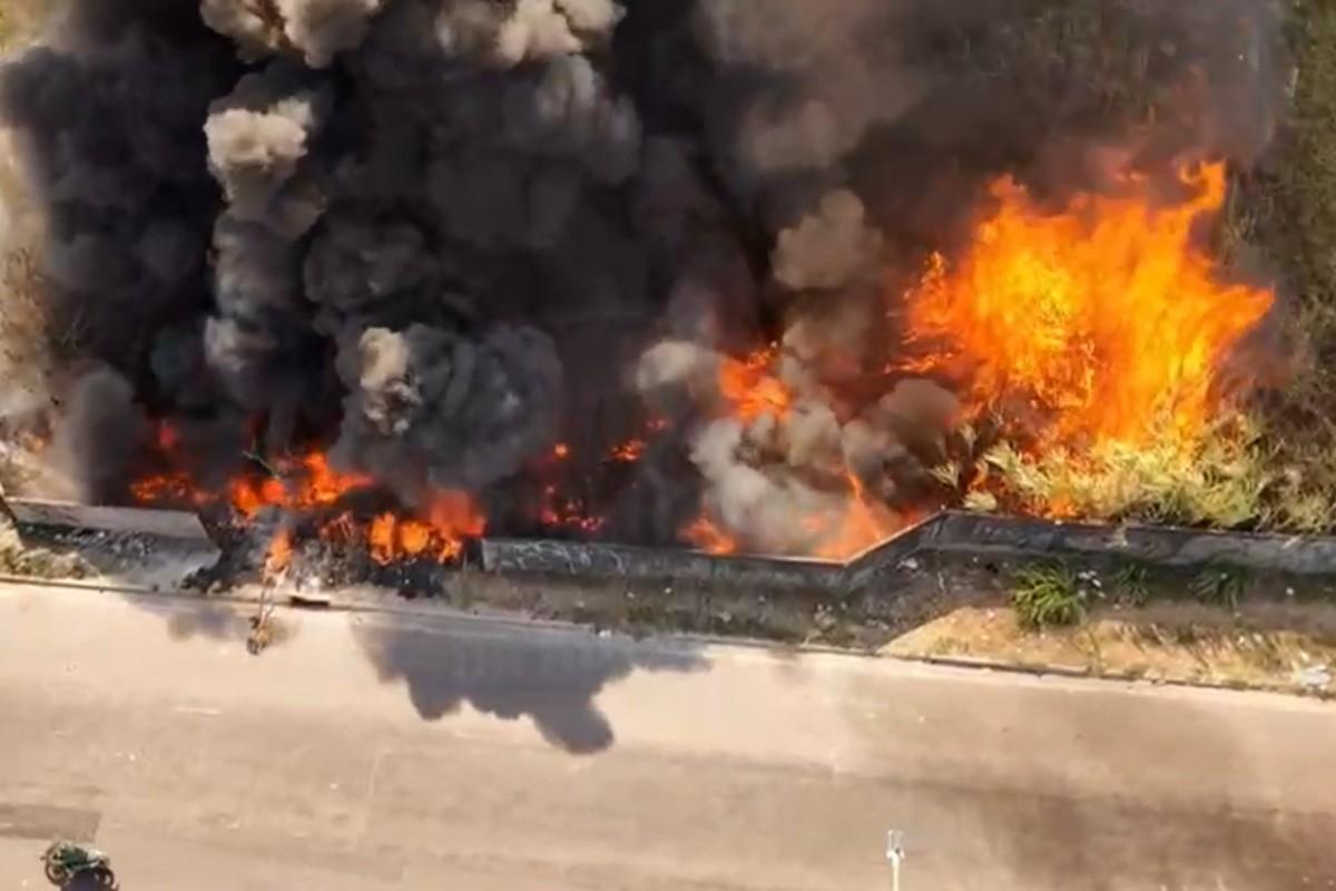 Incêndio em vegetação na Avenida Margarita mobiliza Bombeiros na Zona Norte 1 g1 incendio avenida margarita