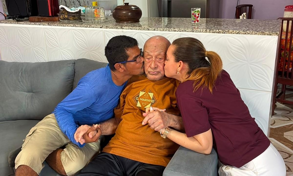 Exemplo de bondade: ex-soldado da borracha celebra 100 anos com doações para famílias no AM 1 idoso de 100 anos de benjamin constant