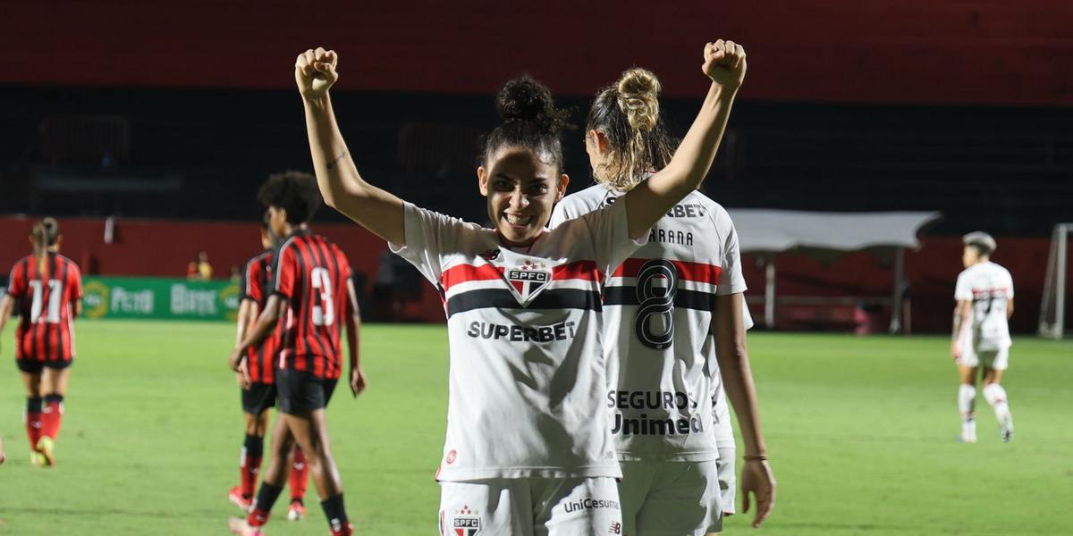São Paulo atropela Vitória fora de casa e assume a liderança do Brasileirão Feminino 1 img 3916 jpg