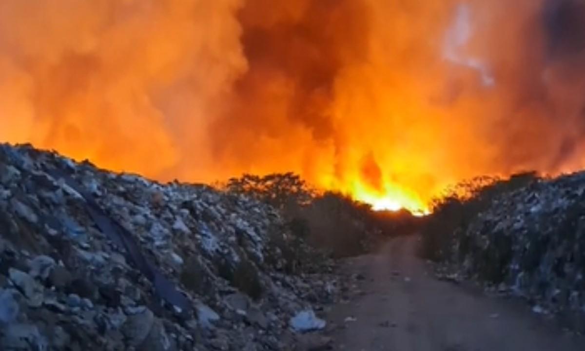 Incêndio de grandes proporções atinge lixão em Iranduba 1 morte homem 1