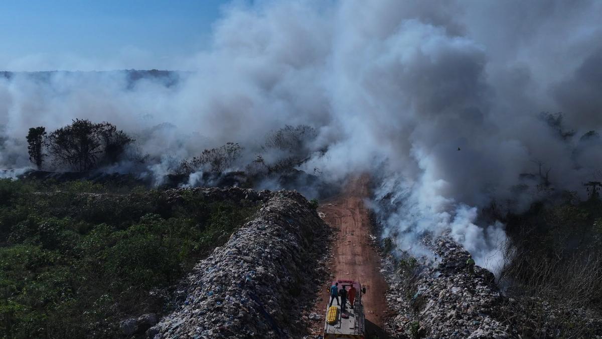 Lixão de Iranduba: Incêndio expõe histórico de multas e descaso ambiental 1 whatsapp image 2026 08 14 at 19.44.33