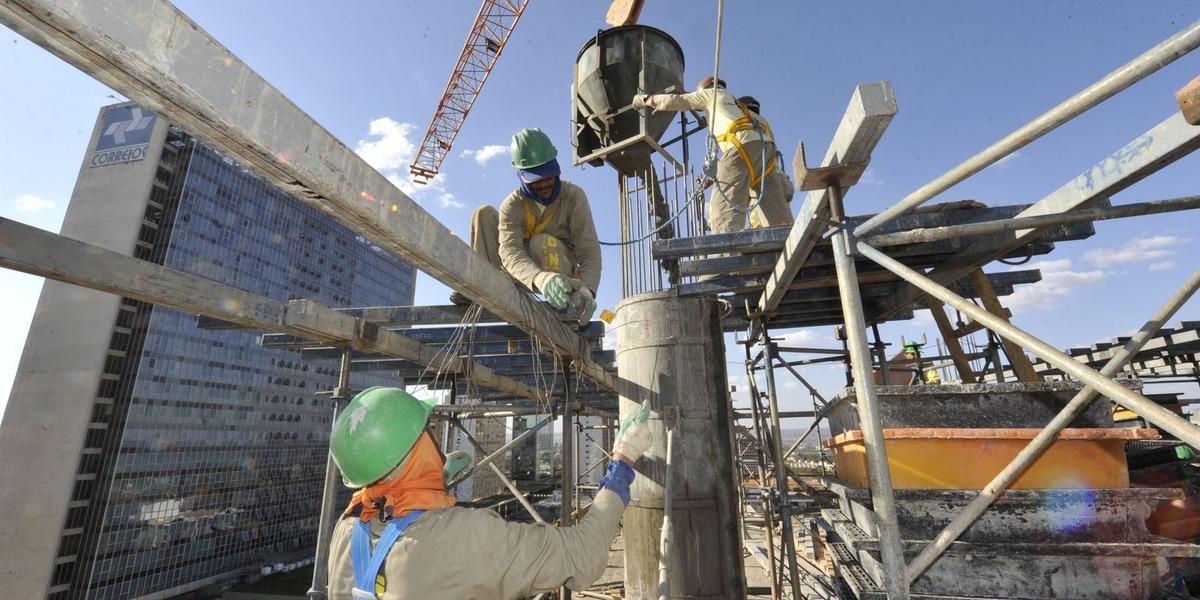 Mercado de trabalho reage: Brasil abre mais de 165 mil vagas com carteira assinada em agosto 1 17344276879 f877ac0313 o