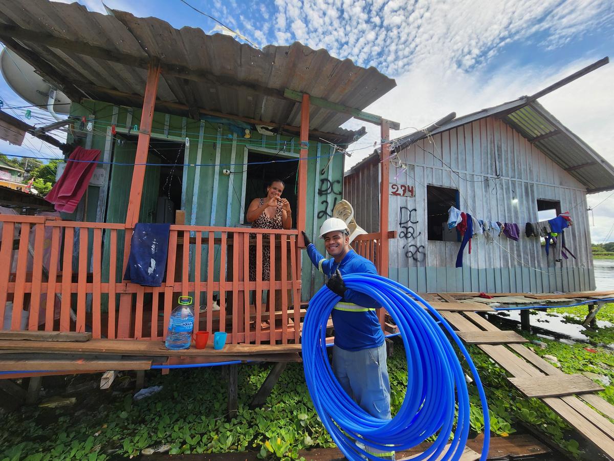 Dia da Amazônia: Saneamento básico transforma a realidade das áreas de igarapé em Manaus 1 agua no educandos