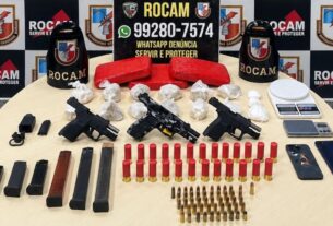 armas municoes drogas e outros materiais apreendidos com os suspeitos de envolvimento no ataque a um capitao da pm em manaus foto divulgacao pmam