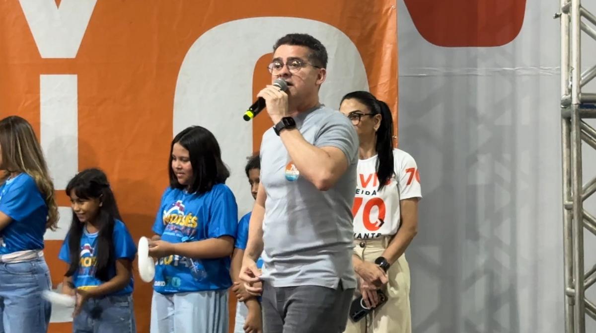 De olho no Governo: David Almeida promete zerar déficit habitacional no Amazonas 1 captura de tela 2026 09 03 220917