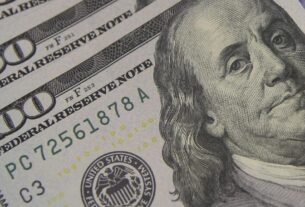 dolar moeda 0803221212 1