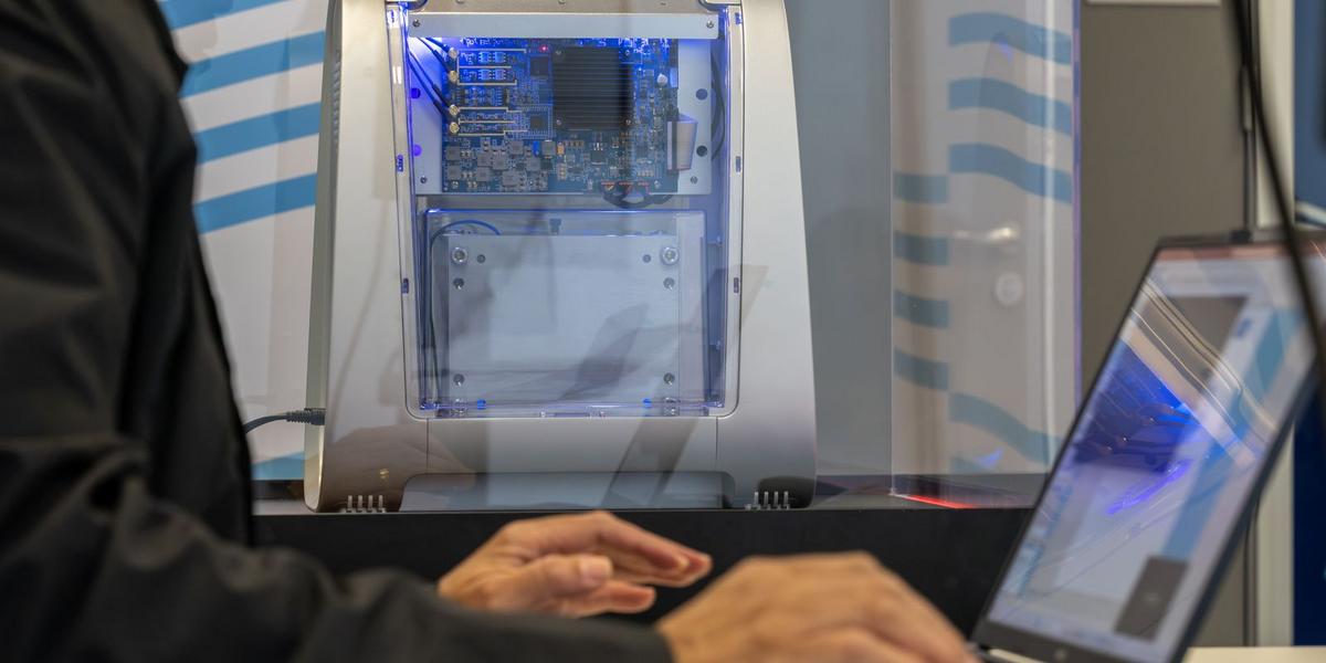 Revolução quântica: Senai inaugura supercomputador educacional no Brasil 1 j 0022 26 230726 4 3