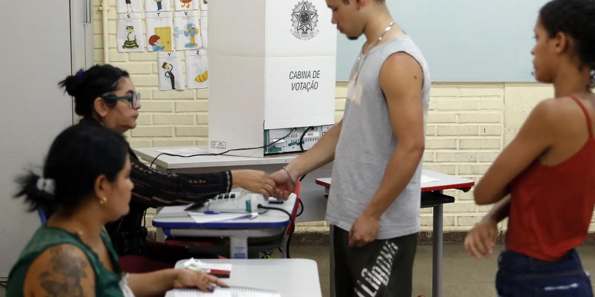Voto facultativo: Por que jovens e idosos fazem questão de ir às urnas? 1 mg 2309