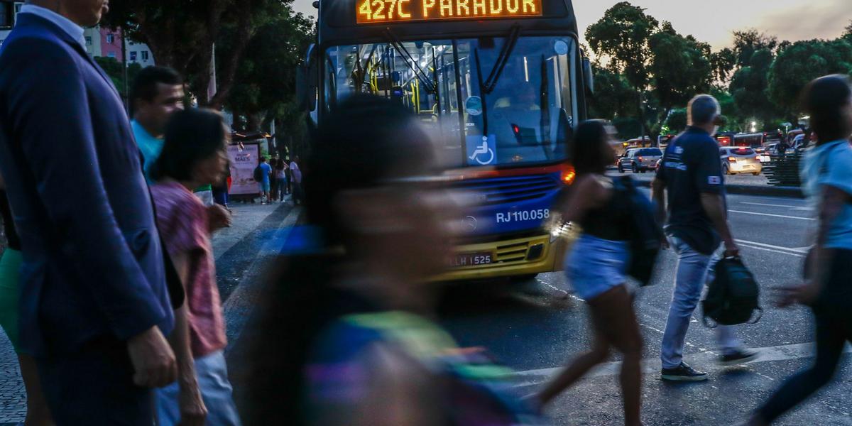 Solidão e exaustão mental: o que está afastando os brasileiros das urnas? 1 mg 2941 0