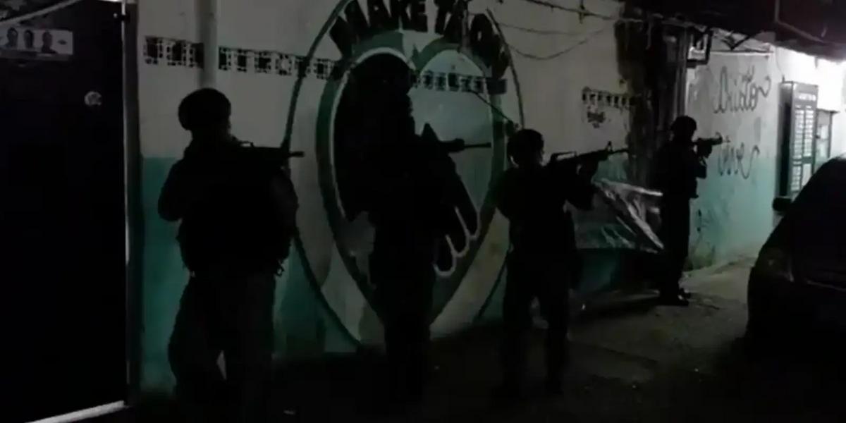 Operação no Complexo da Maré termina com três mortos e arsenal apreendido 1 oficial marinha morta