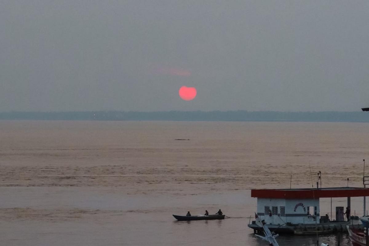 Céu cinzento e ar nocivo: Itacoatiara sofre com avanço das queimadas 1 whatsapp image 2026 09 22 at 20.49.54