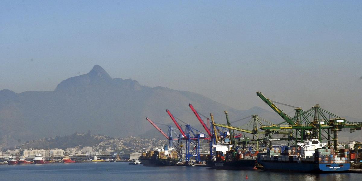 Balança comercial: governo reduz projeção de superávit para US$ 84,4 bilhões em 2026 1 agenciabrasil260712 abr9933