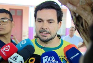 capitao alberto neto pl vota em manaus foto rede amazonica
