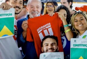lula com estudantes