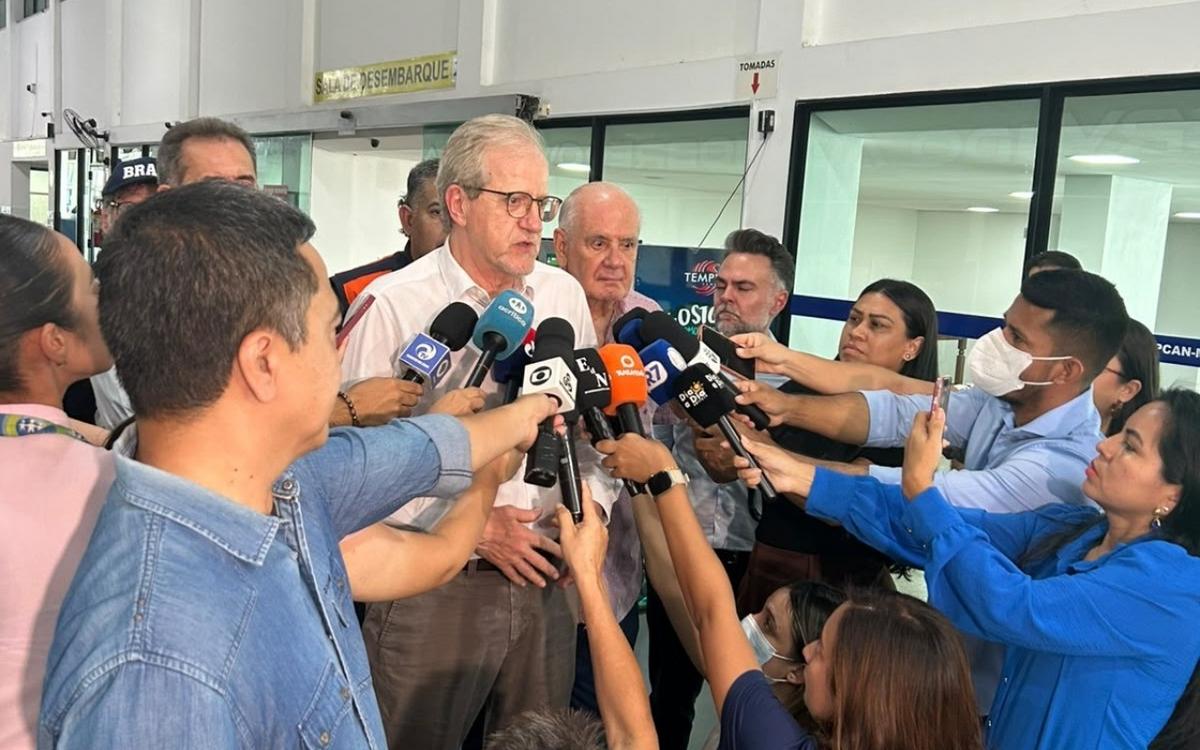 Ministro sobrevoa Amazonas e alerta: queimadas em áreas preservadas são 'mais graves do que o imaginado' 1 whatsapp image 2026 10 11 at 14.15.09